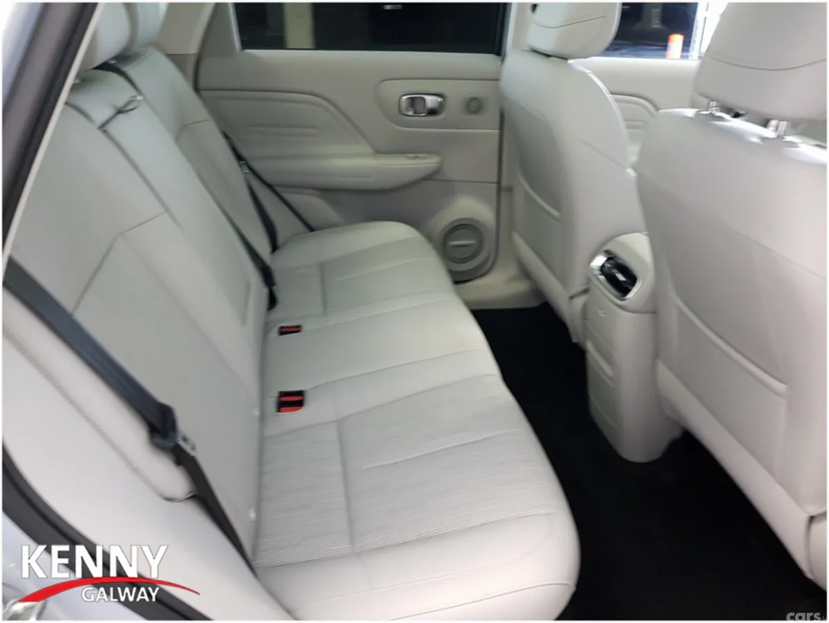 Leapmotor B10 SUV, Electric, 2026, Silver