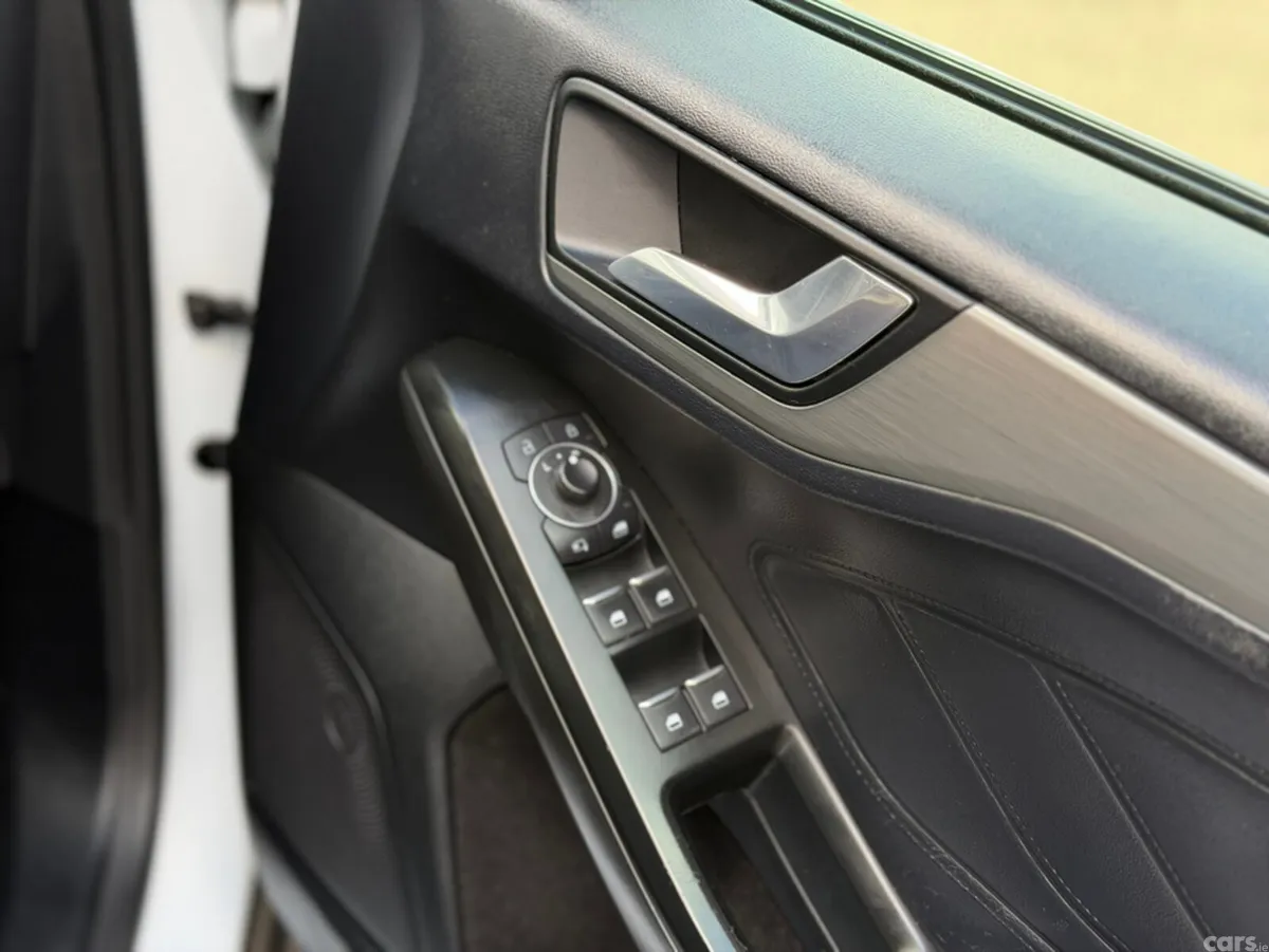 Ford Focus Estate, Petrol, 2022, White