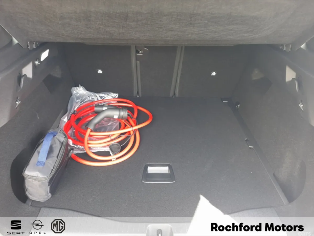 Opel Grandland SUV, Electric, 2026, Grey