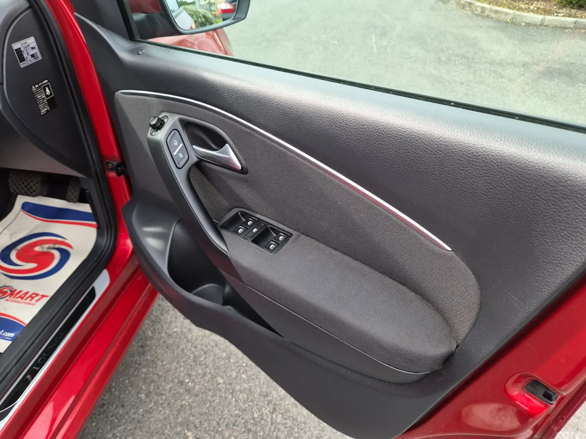 Volkswagen Polo Hatchback, Petrol, 2015, Red