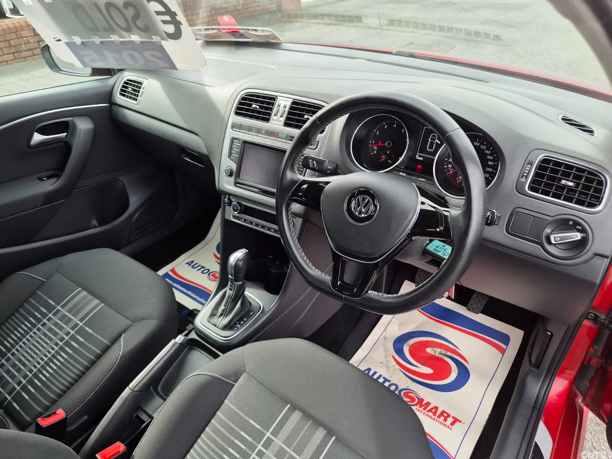 Volkswagen Polo Hatchback, Petrol, 2015, Red