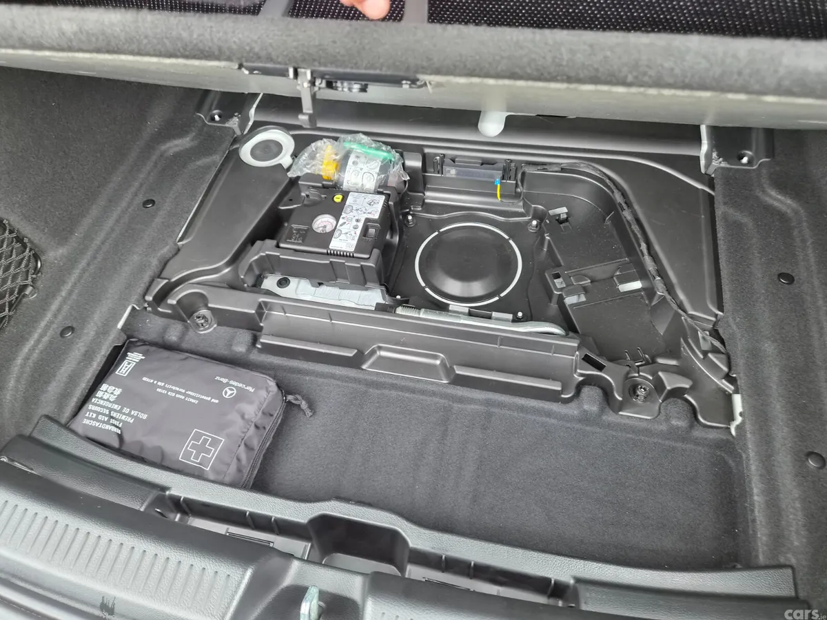 Mercedes-Benz A-Class Hatchback, Petrol, 2019, White