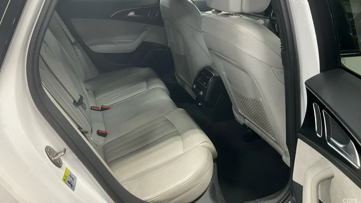 Audi A6 Saloon, Diesel, 2015, White