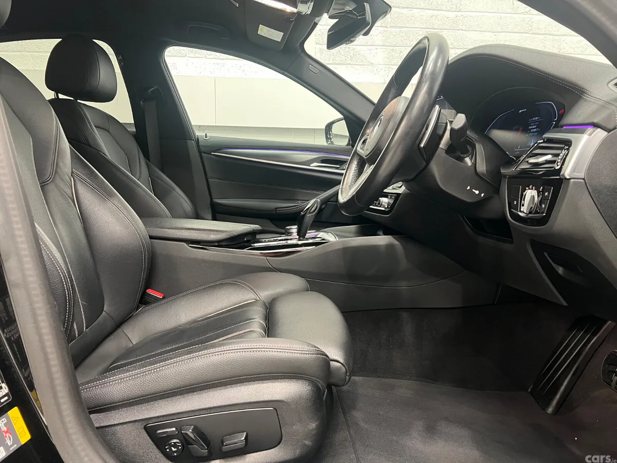 BMW 5-Series Saloon, Petrol Plug-in Hybrid, 2023, Black