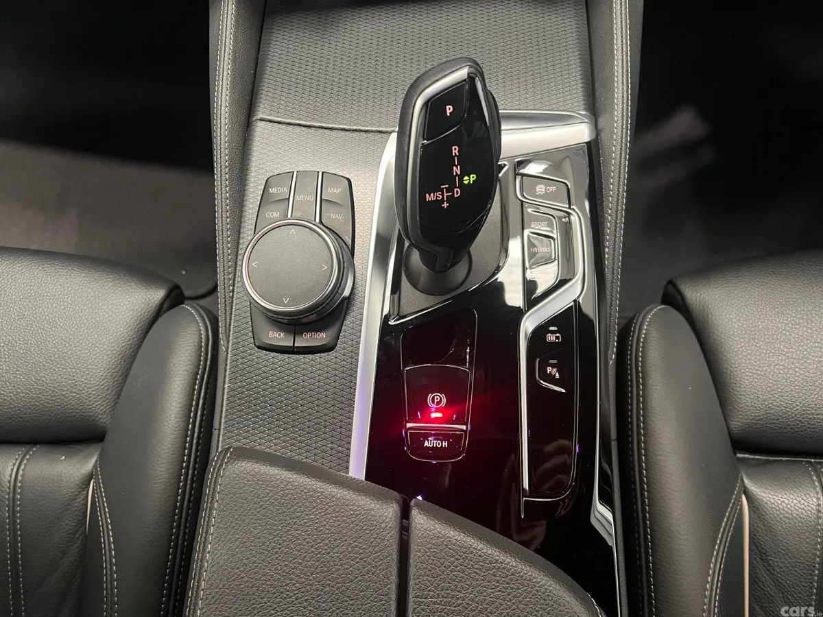 BMW 5-Series Saloon, Petrol Plug-in Hybrid, 2023, Black