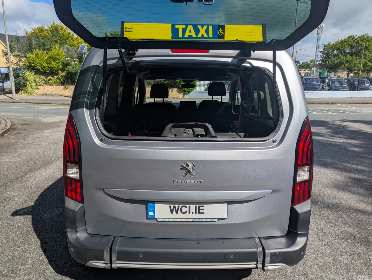 Peugeot Rifter MPV, Diesel, 2020, Silver