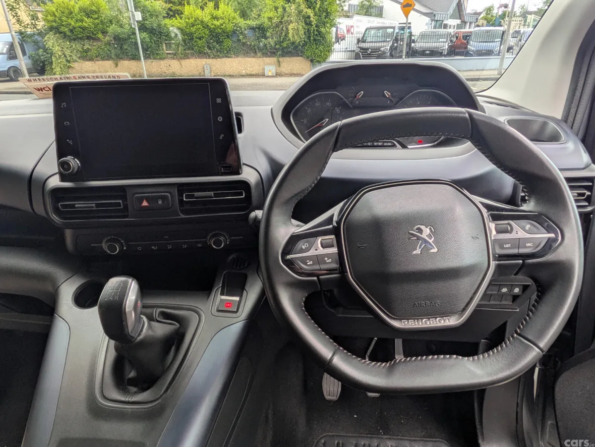 Peugeot Rifter MPV, Diesel, 2020, Silver
