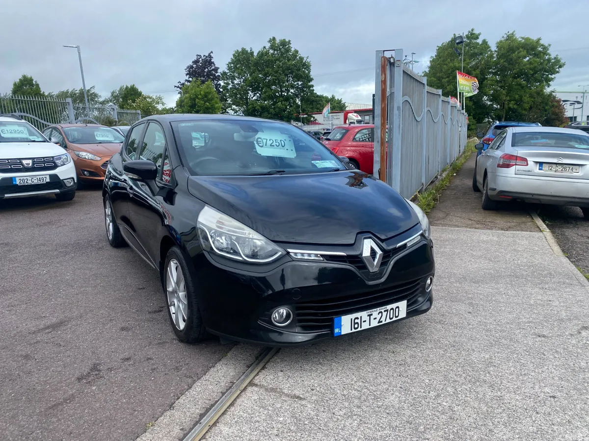 Renault Clio Hatchback, Petrol, 2016, Black