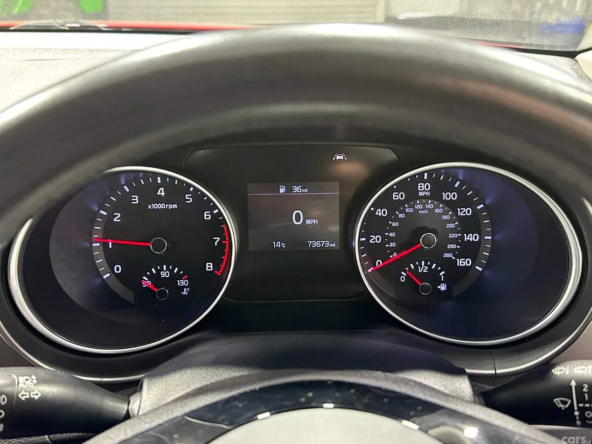 Kia Ceed Hatchback, Petrol, 2020, Red