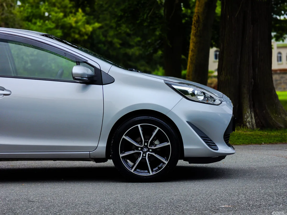 Toyota Aqua Hatchback, Petrol Hybrid, 2020, Silver