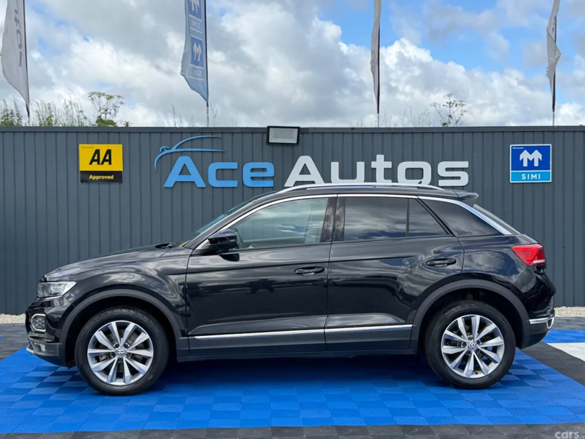 Volkswagen T-Roc SUV, Diesel, 2021, Black