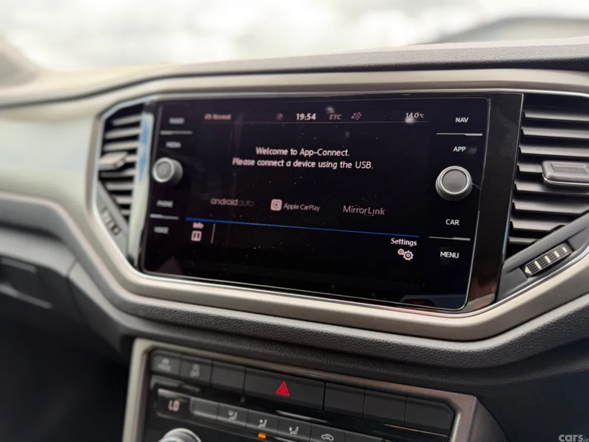 Volkswagen T-Roc SUV, Diesel, 2021, Black