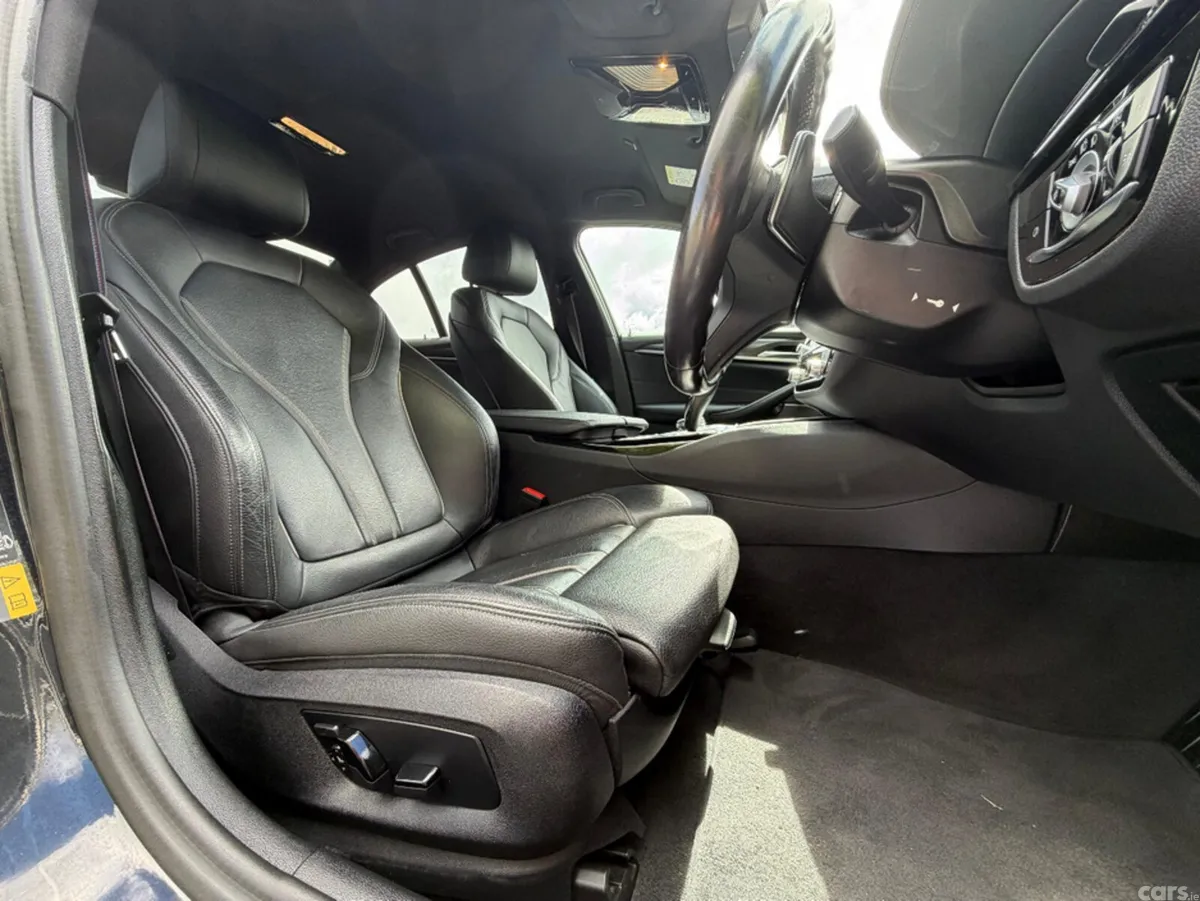 BMW 5-Series Saloon, Petrol Plug-in Hybrid, 2023, Black