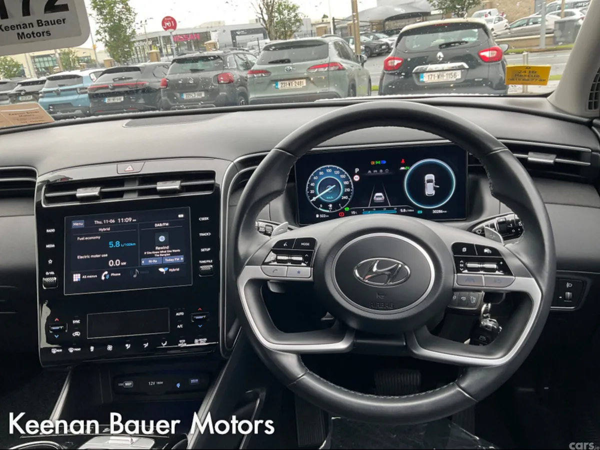 Hyundai Tucson MPV, Petrol Hybrid, 2024, White
