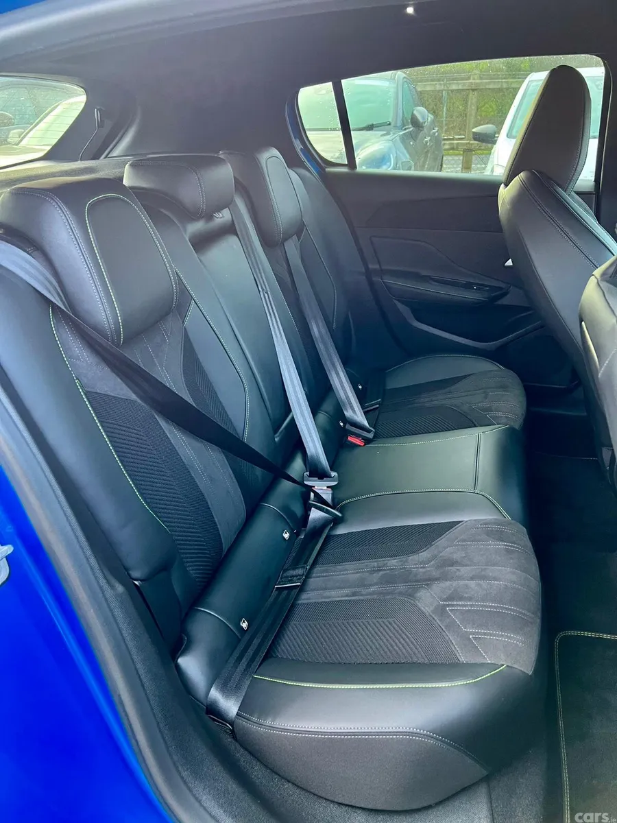 Peugeot 308 Hatchback, Diesel, 2023, Blue