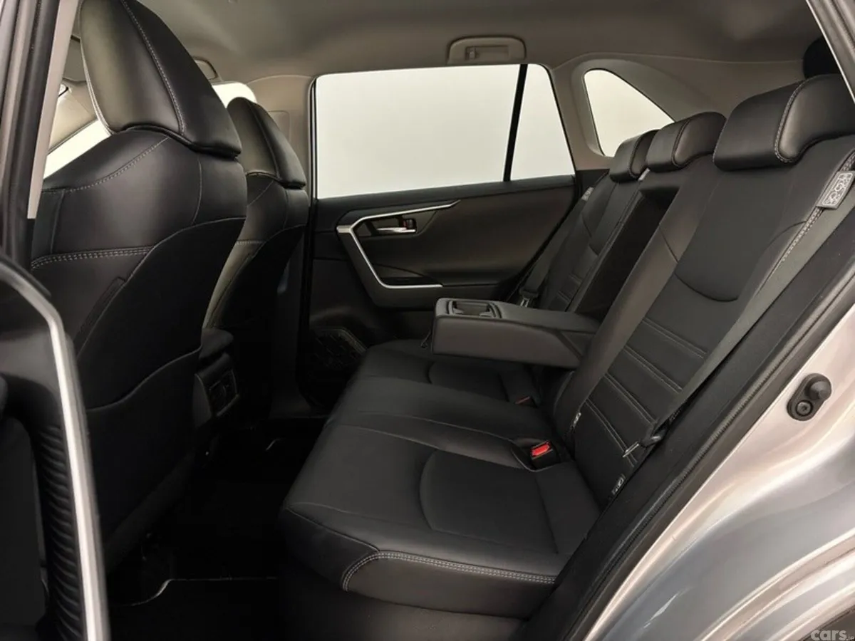 Toyota RAV4 SUV, Petrol Hybrid, 2022, Grey