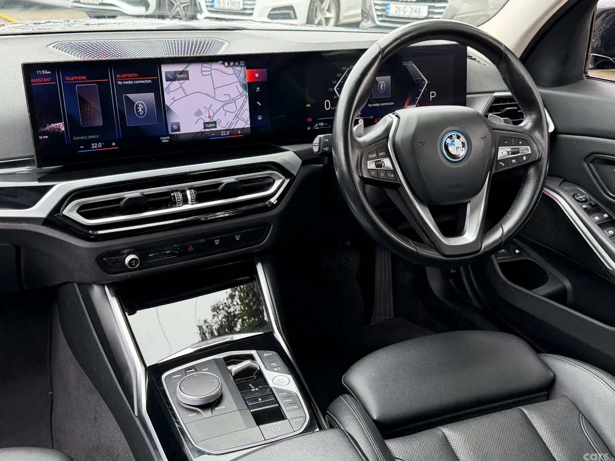 BMW 3-Series Estate, Petrol Plug-in Hybrid, 2023, Black