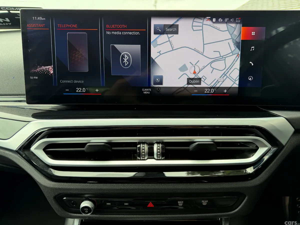 BMW 3-Series Estate, Petrol Plug-in Hybrid, 2023, Black