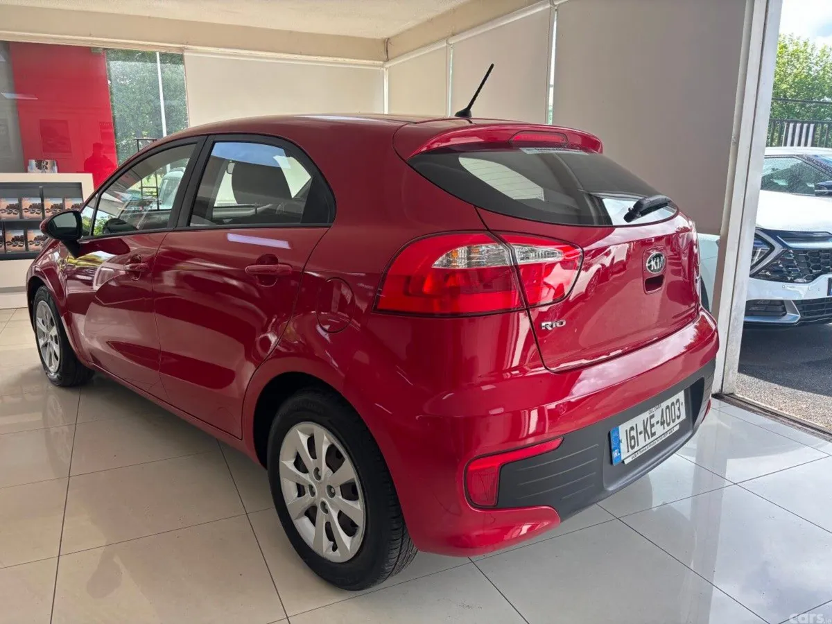 Kia Rio Hatchback, Diesel, 2016, Red