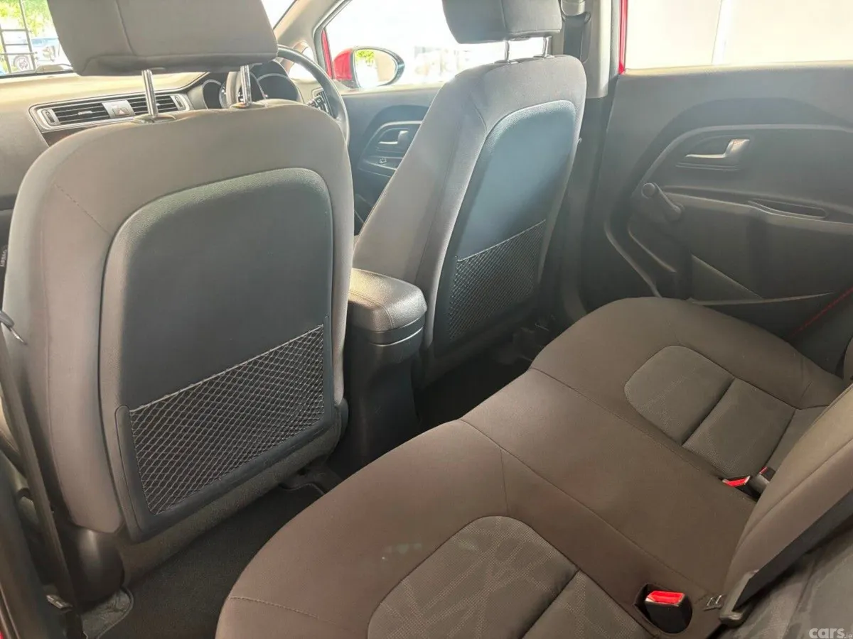 Kia Rio Hatchback, Diesel, 2016, Red