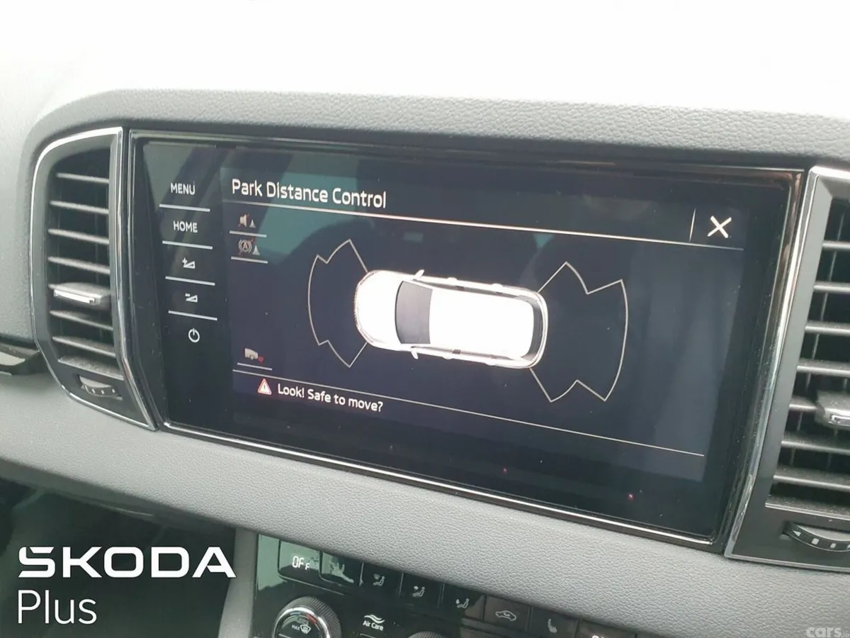 Skoda Karoq SUV, Petrol, 2024, White