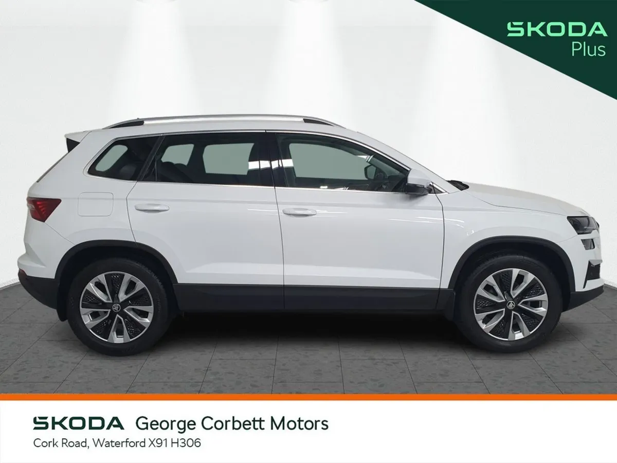 Skoda Karoq SUV, Petrol, 2024, White