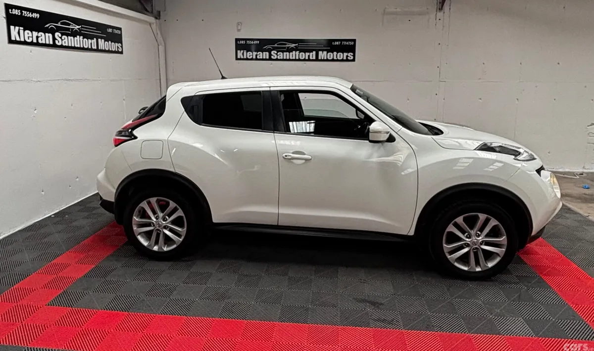 Nissan Juke SUV, Diesel, 2016, White