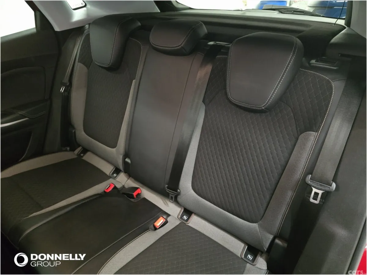 Vauxhall Grandland Hatchback, Diesel, 2022, Red