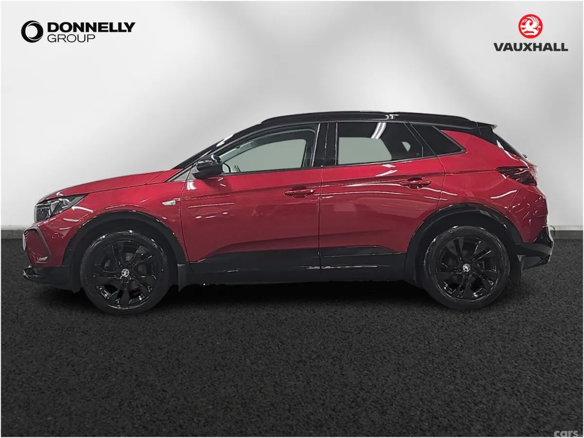 Vauxhall Grandland Hatchback, Diesel, 2022, Red