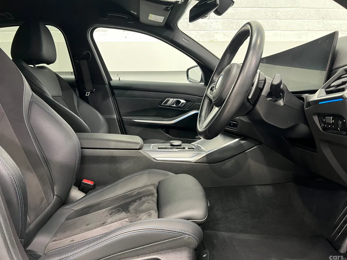 BMW 3-Series Saloon, Petrol Plug-in Hybrid, 2024, Grey