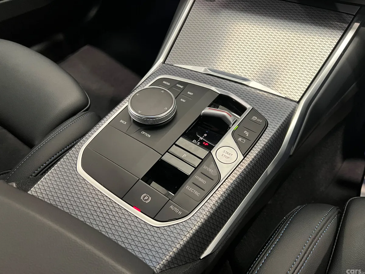 BMW 3-Series Saloon, Petrol Plug-in Hybrid, 2024, Grey