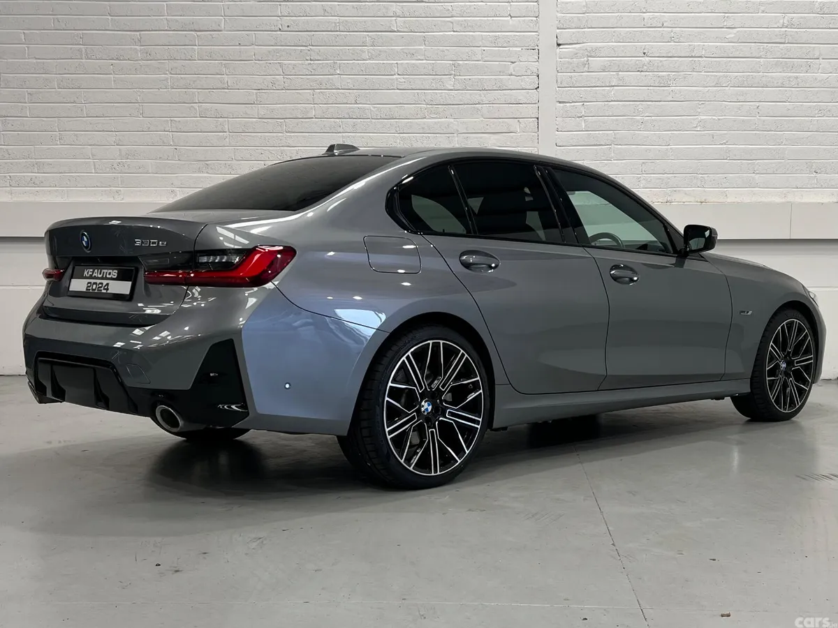 BMW 3-Series Saloon, Petrol Plug-in Hybrid, 2024, Grey