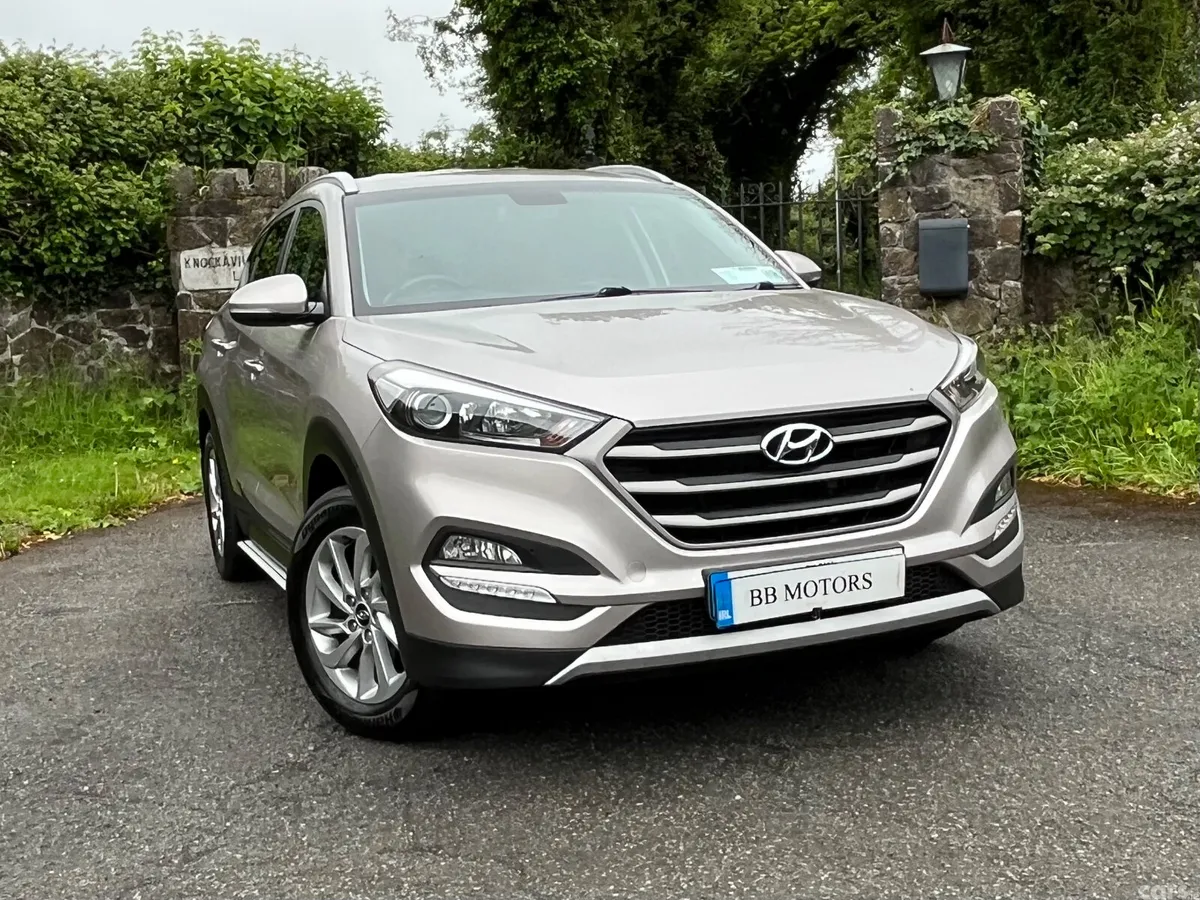 Hyundai Tucson SUV, Diesel, 2016, White