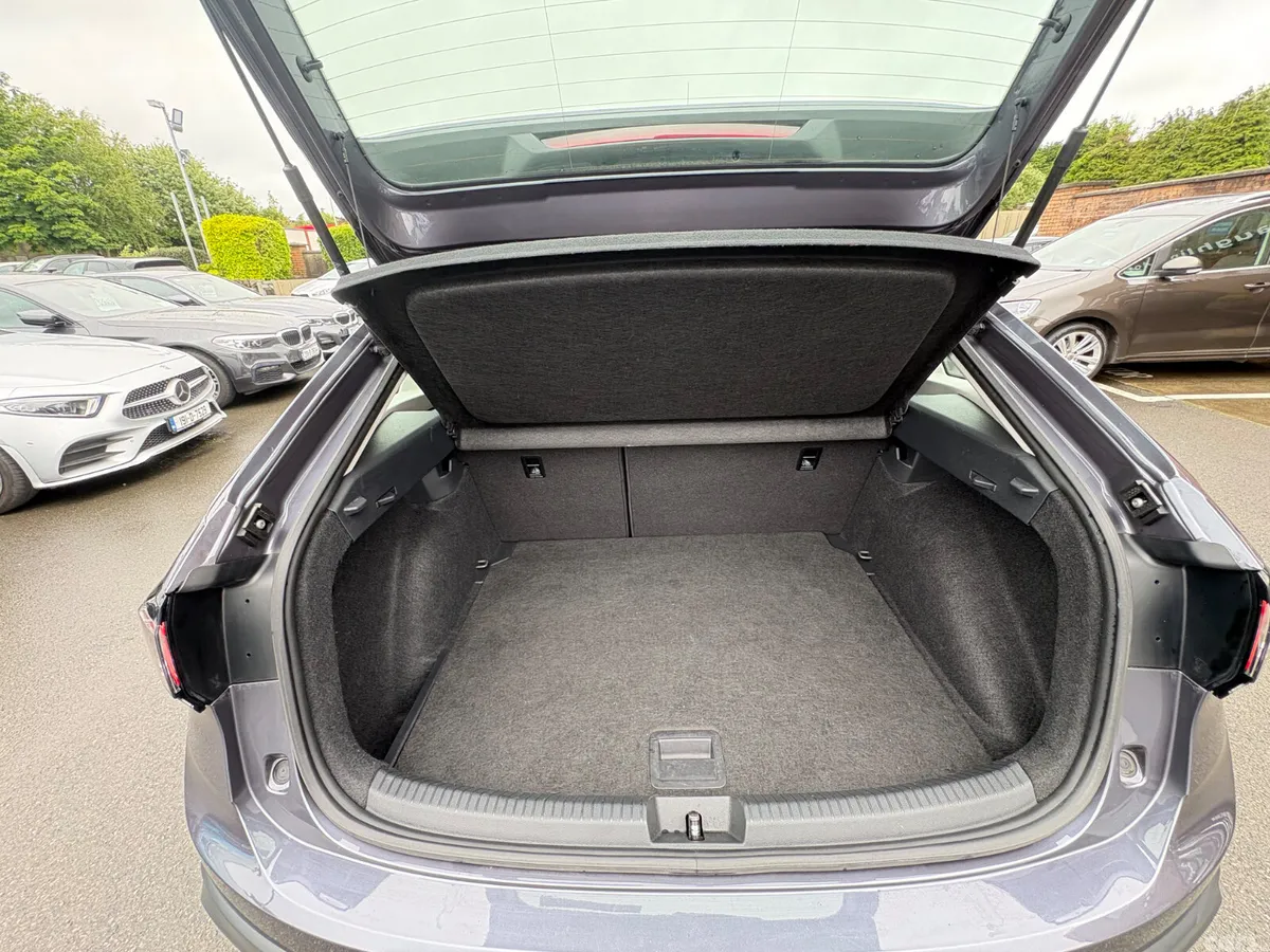 Volkswagen Taigo Hatchback, Petrol, 2024, Grey