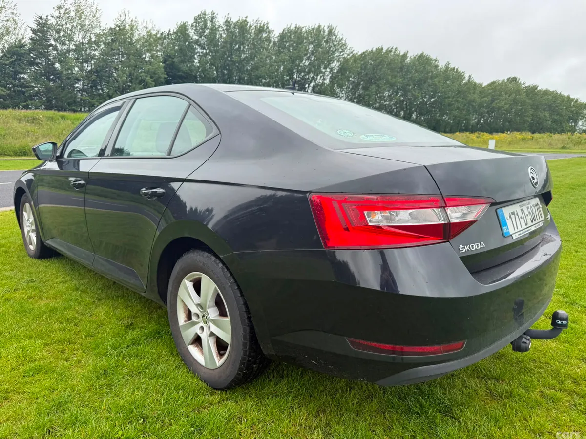 Skoda Superb Hatchback, Diesel, 2017, Black