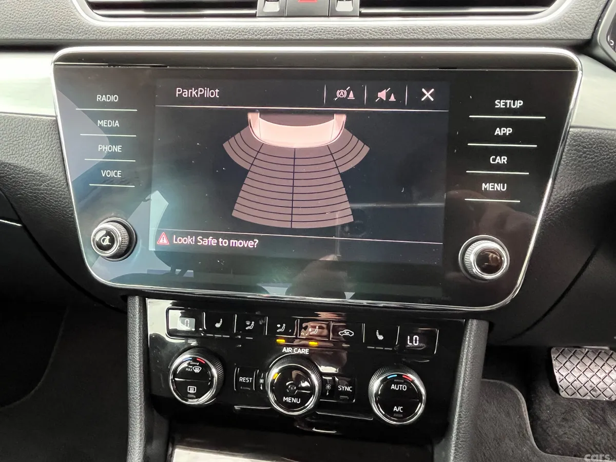 Skoda Superb Saloon, Diesel, 2018, Grey