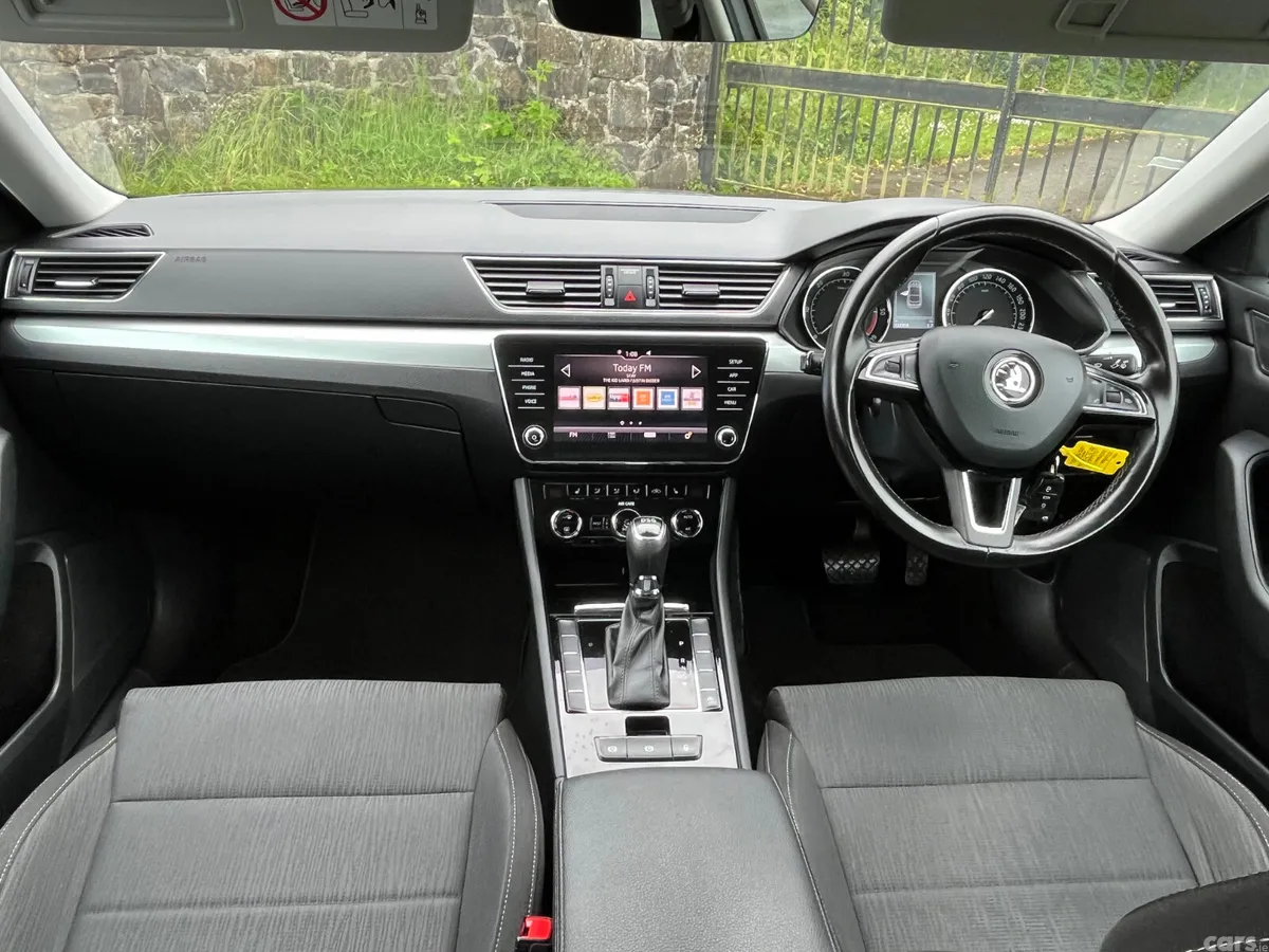 Skoda Superb Saloon, Diesel, 2018, Grey