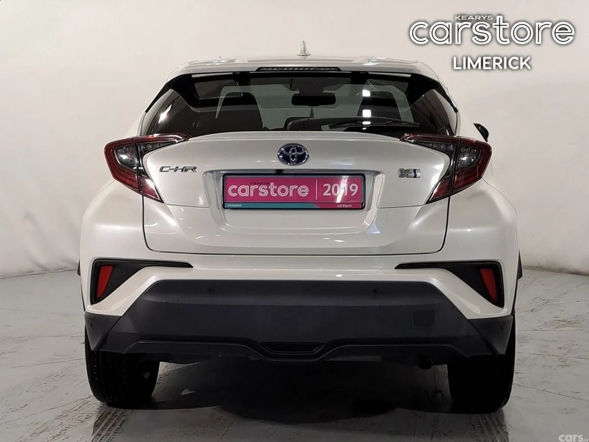 Toyota C-HR SUV, Petrol Hybrid, 2019, White
