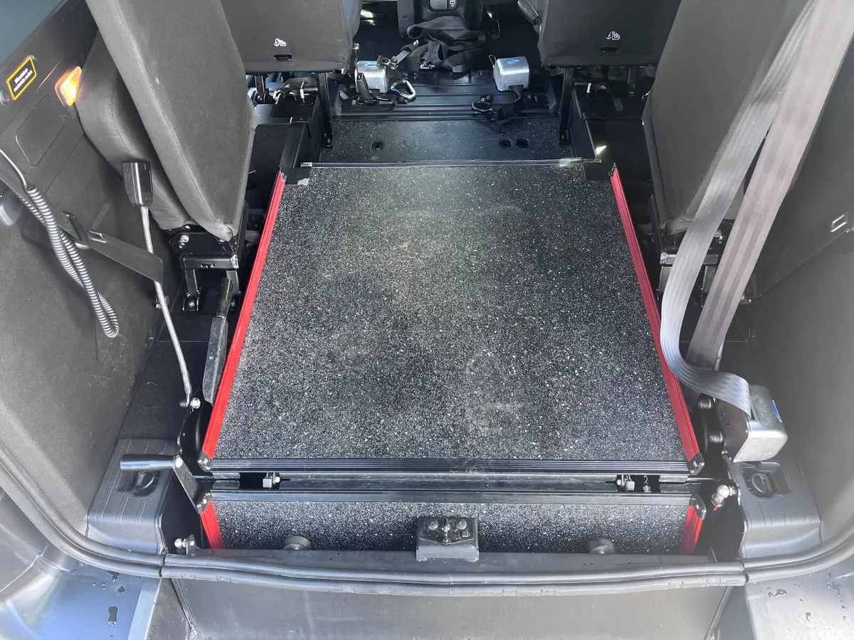 Peugeot Rifter MPV, Diesel, 2024, Silver