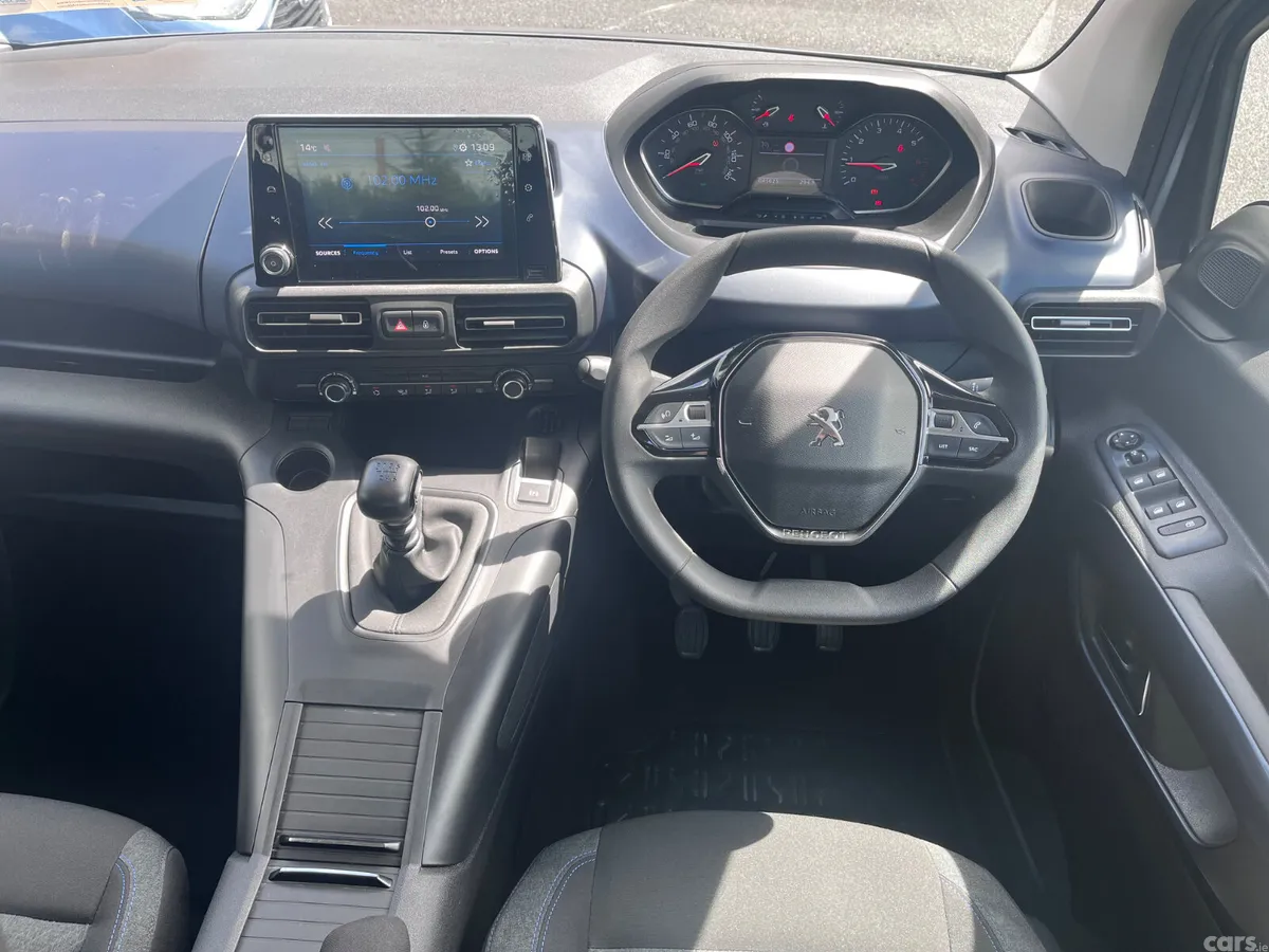 Peugeot Rifter MPV, Diesel, 2024, Silver