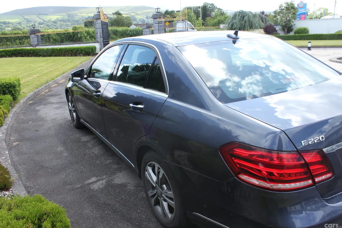 Mercedes-Benz E-Class Saloon, Diesel, 2016, Blue