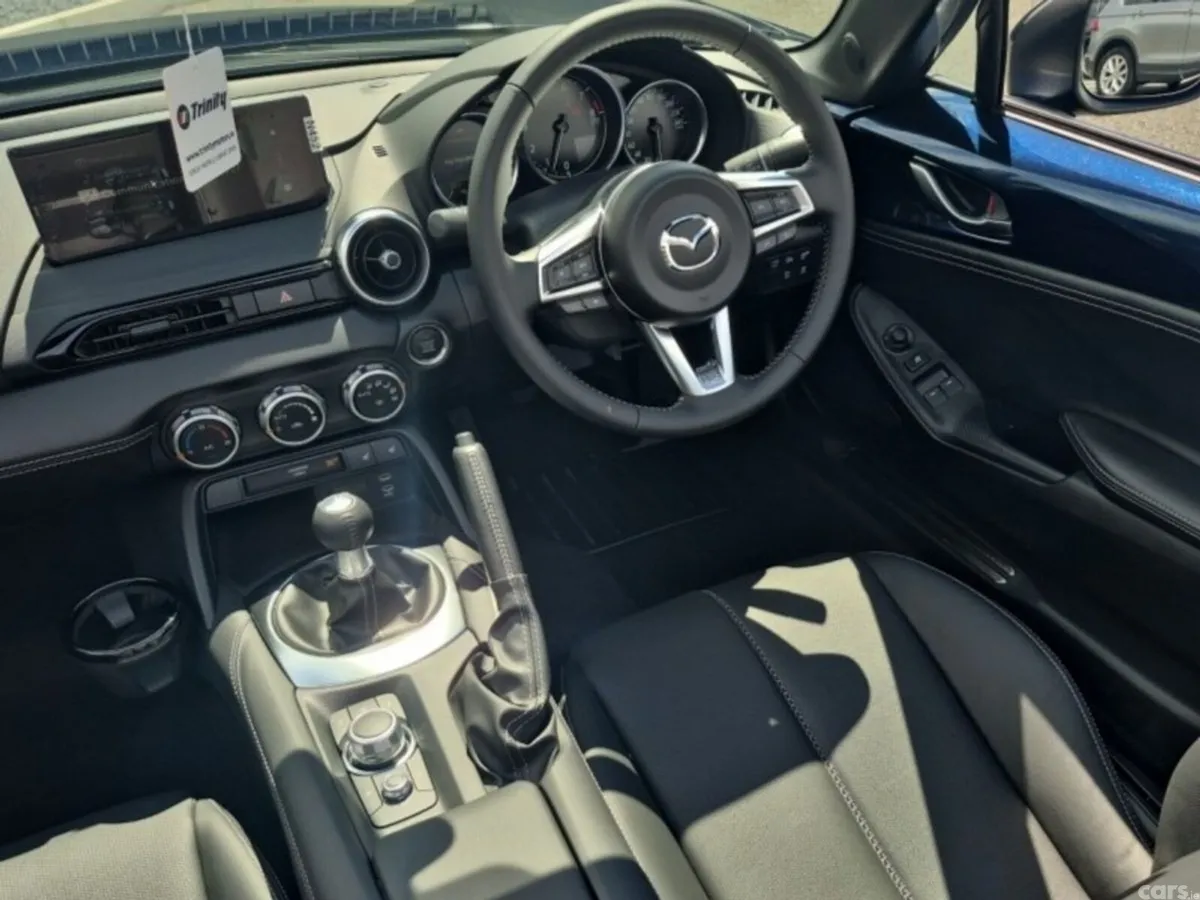 Mazda MX-5 Convertible, Petrol, 2027, Navy