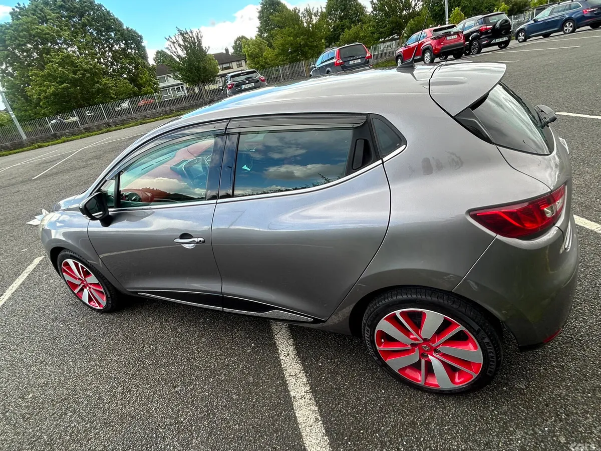 Renault Clio Hatchback, Petrol, 2015, Grey