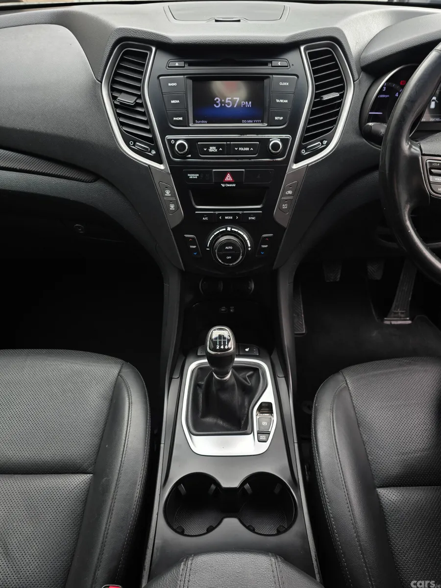 Hyundai Santa Fe SUV, Diesel, 2016, Silver