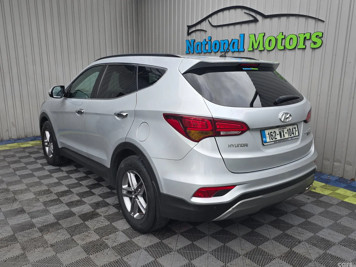 Hyundai Santa Fe SUV, Diesel, 2016, Silver