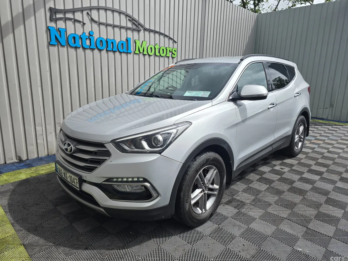 Hyundai Santa Fe SUV, Diesel, 2016, Silver
