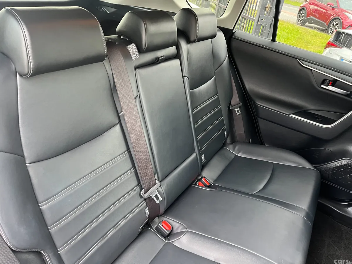 Toyota RAV4 SUV, Petrol Hybrid, 2020, White