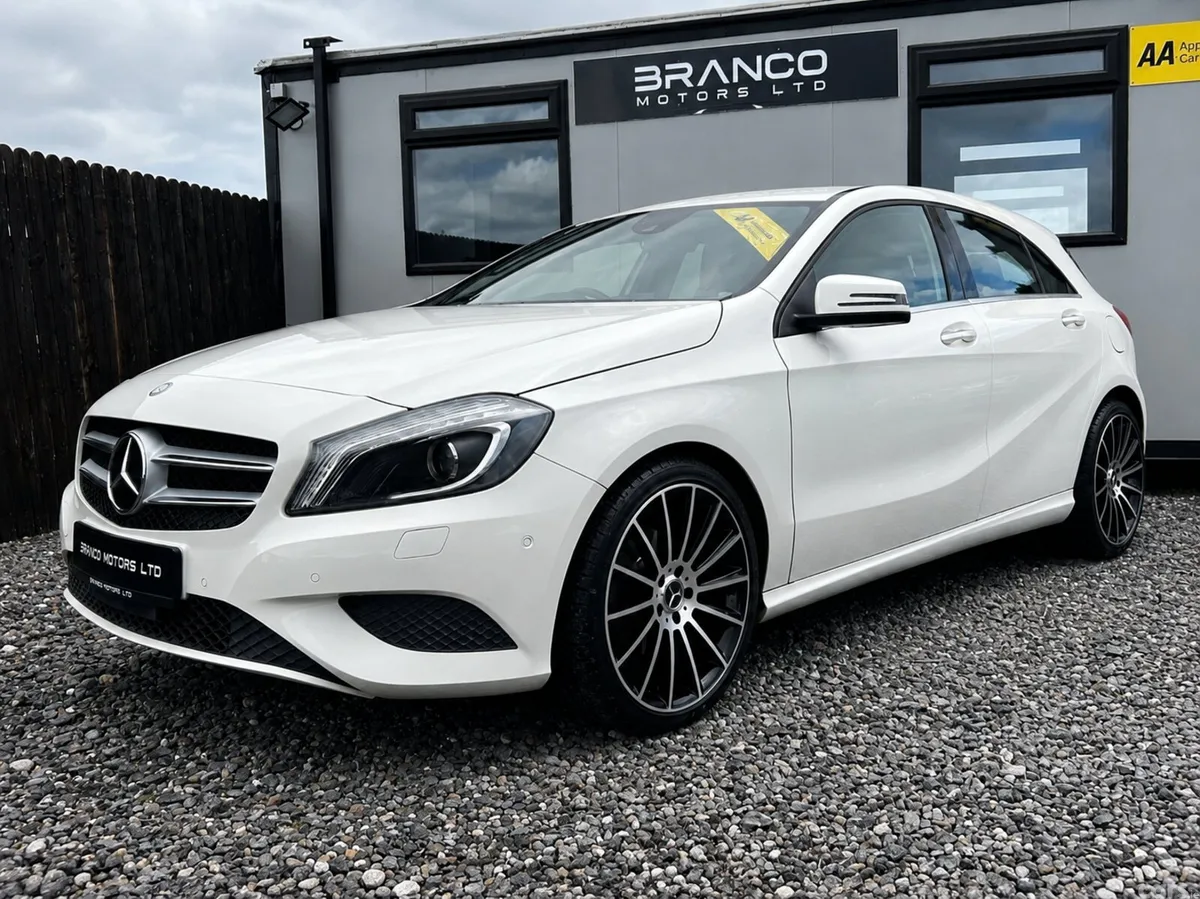 Mercedes-Benz A-Class Hatchback, Petrol, 2015, White
