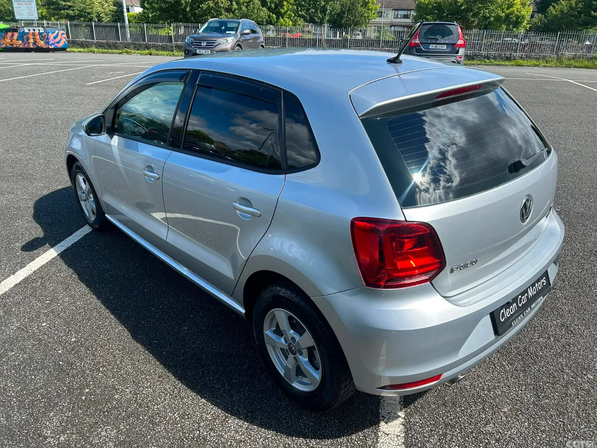 Volkswagen Polo Hatchback, Petrol, 2015, Silver