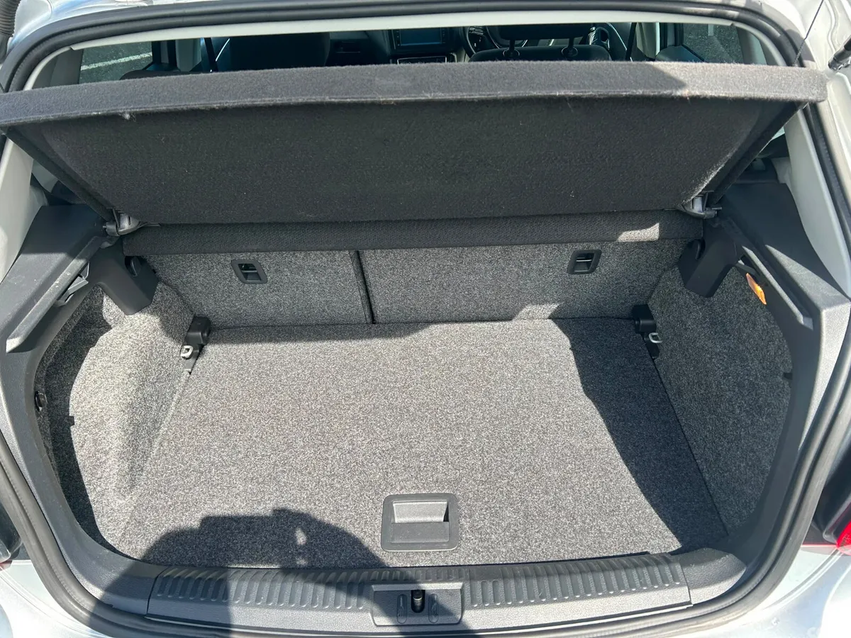 Volkswagen Polo Hatchback, Petrol, 2015, Silver
